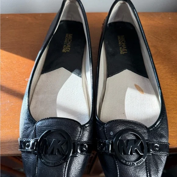 Michael Kors Black Women's 10 Flats Loafers Leather - Picture 2 of 7